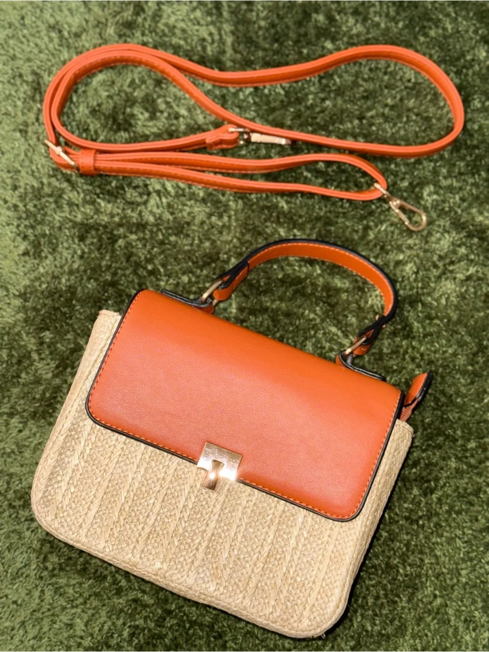 Summer Vibes Woven Crossbody Bag 🧡